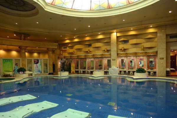 武汉桑拿天高温持续，市民纷纷蒸煮”中！